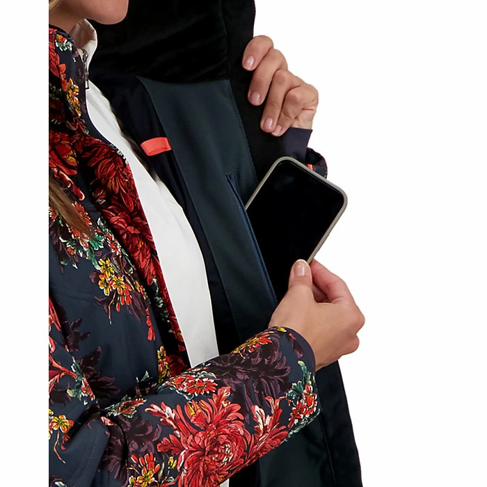 Obermeyer Women's Tuscany II Jacket - Image 4